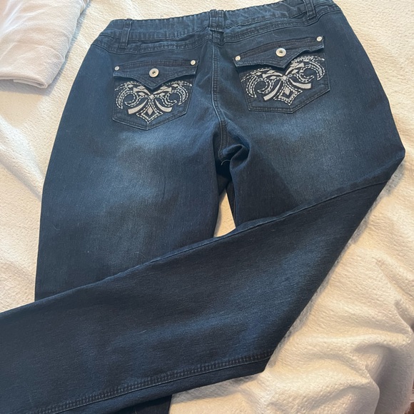 Woman’s dark blue jeans for sale - Picture 6 of 6